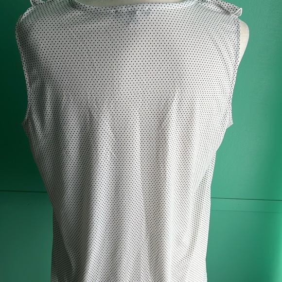 Adrianna Papell ruffle collar fitted sleeveless blouse - Picture 4 of 5